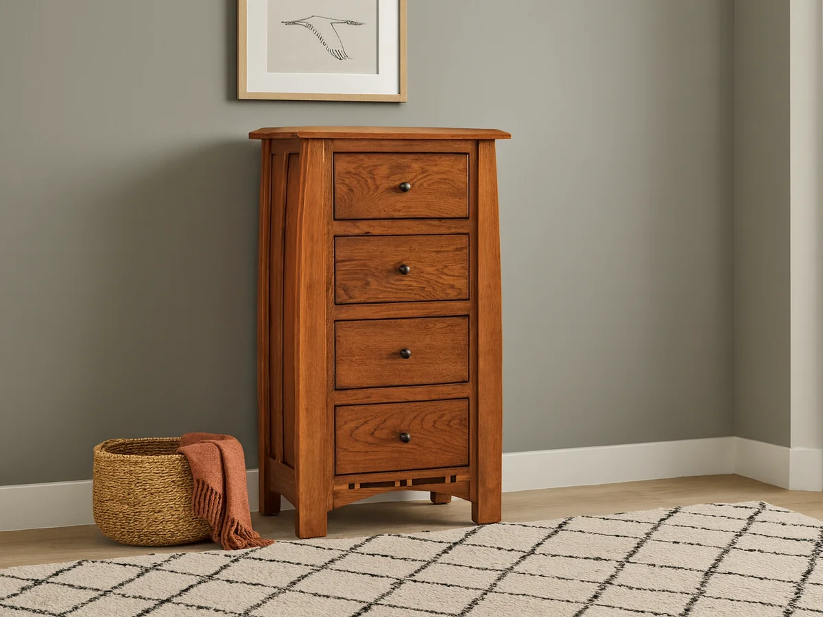 Castle Rock 4-Drawer Lingerie Chest
