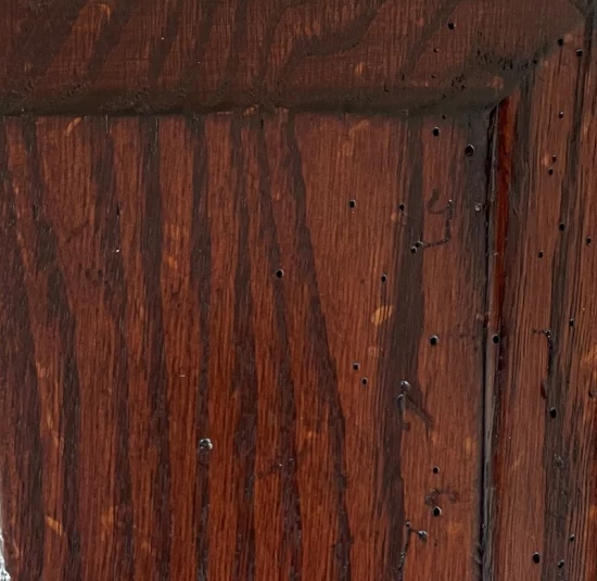 Distressed Carmine (M) stain
