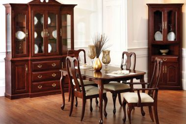 Queen Anne Tables