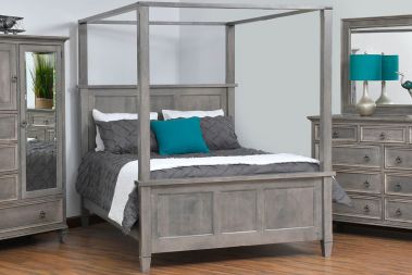 Wood Canopy Beds