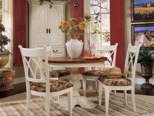 Creve Coeur Dining Collection