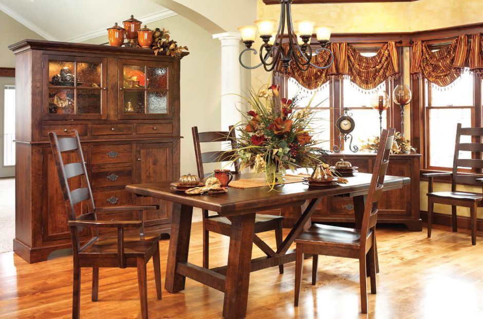 Lamesa Dining Room Collection image 1
