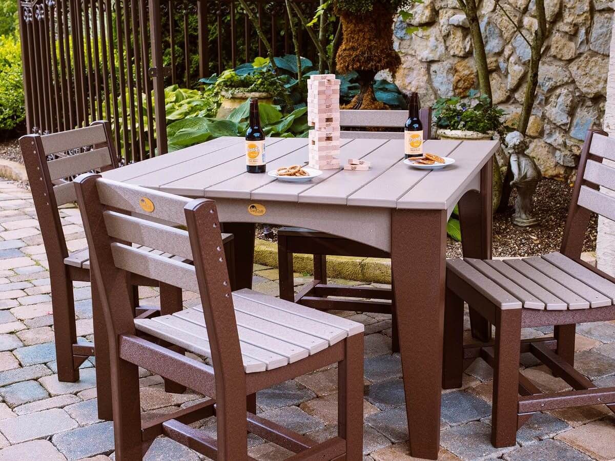 New Guinea Square Outdoor Table and Side Chairs