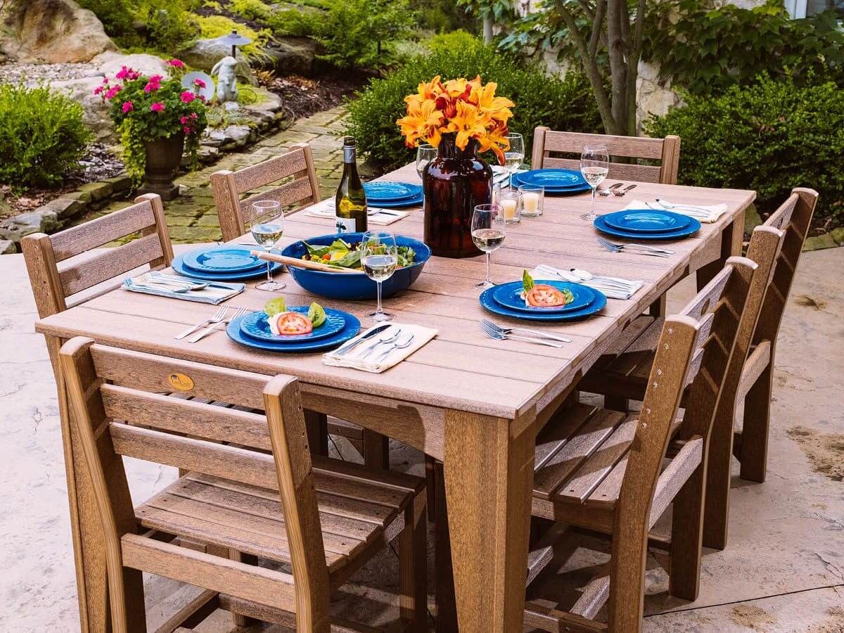 New Guinea Outdoor Side Chairs and Rectangular Table