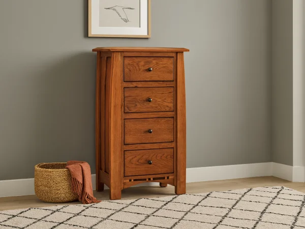 Castle Rock 4-Drawer Lingerie Chest