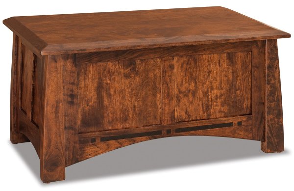 Castle Rock Small Blanket Chest