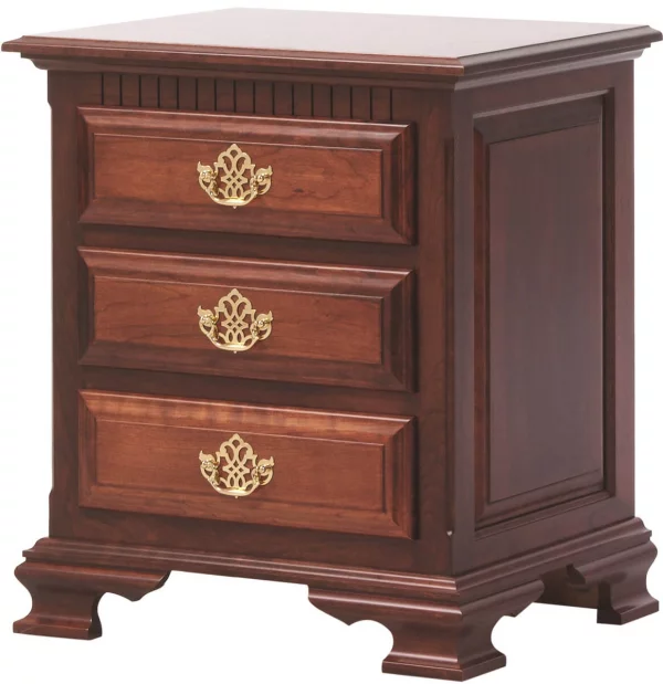 Elizabeth’s Tradition 3-Drawer Nightstand