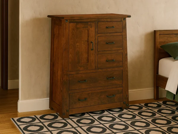 Lunada Chest