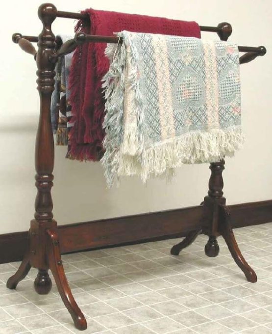 Belle Haven Amish Quilt Rack