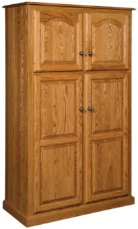 Biggs Traditional Pantry