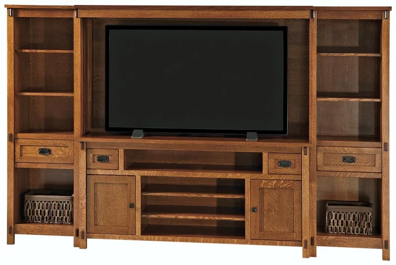Laird Entertainment Center