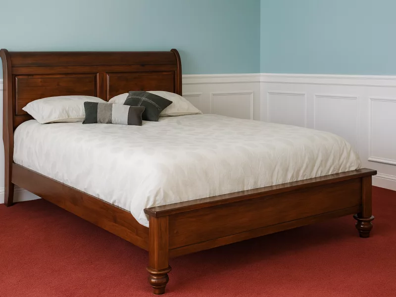 Merton Amish Bed