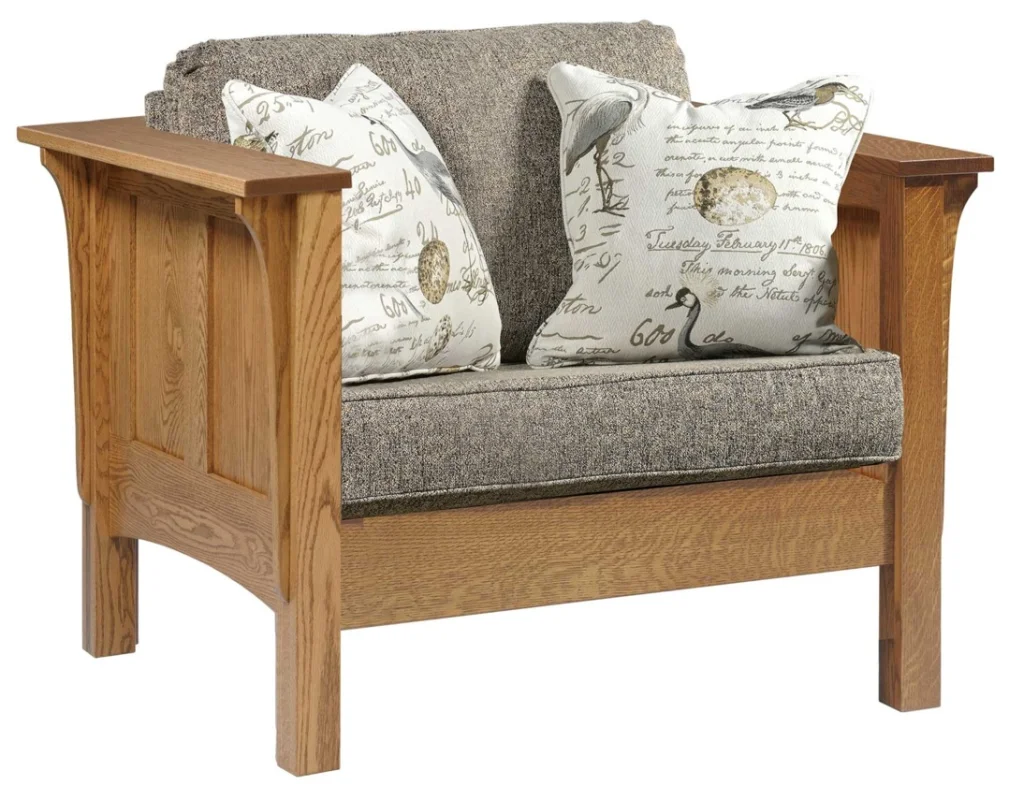 Colonial Cottage Living Room Chair