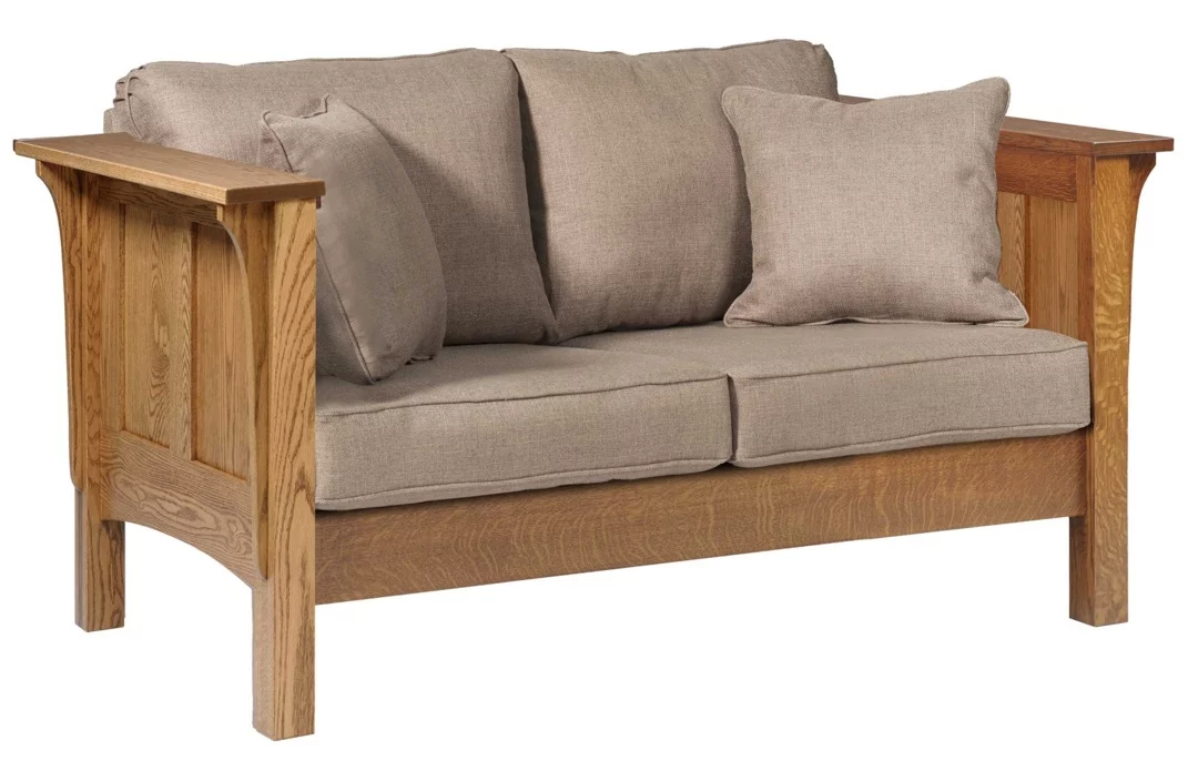 Colonial Cottage Living Room Loveseat