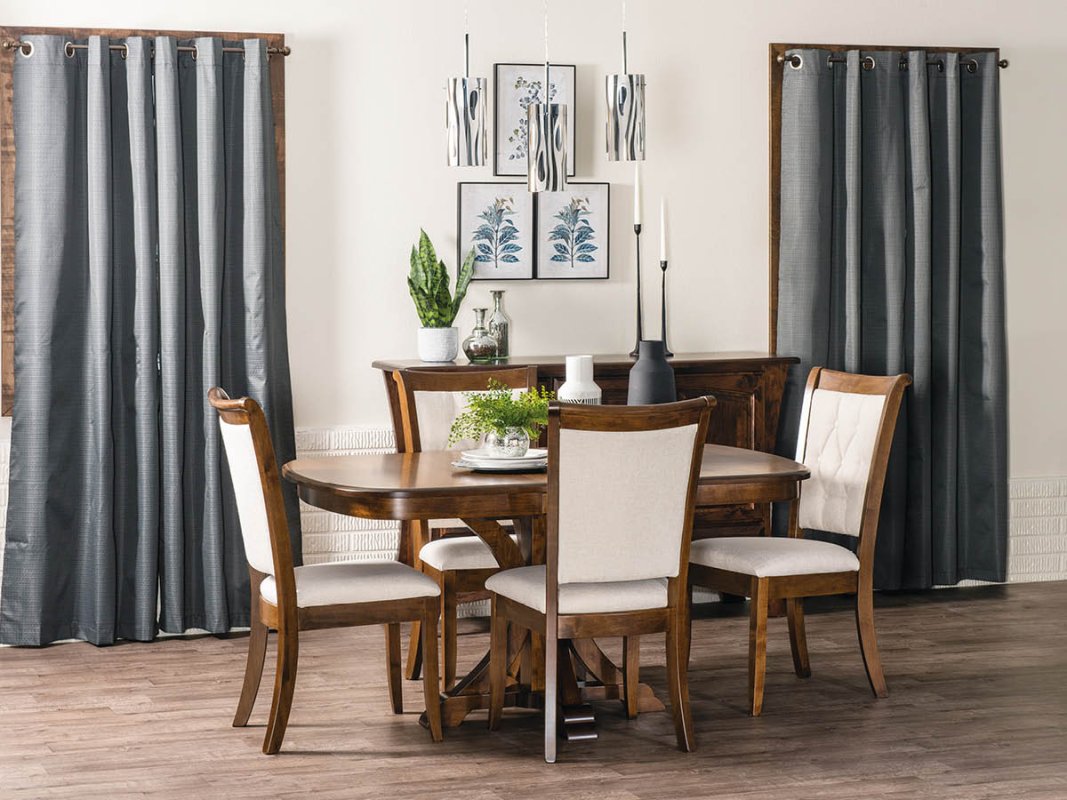 Cruger Dining Set