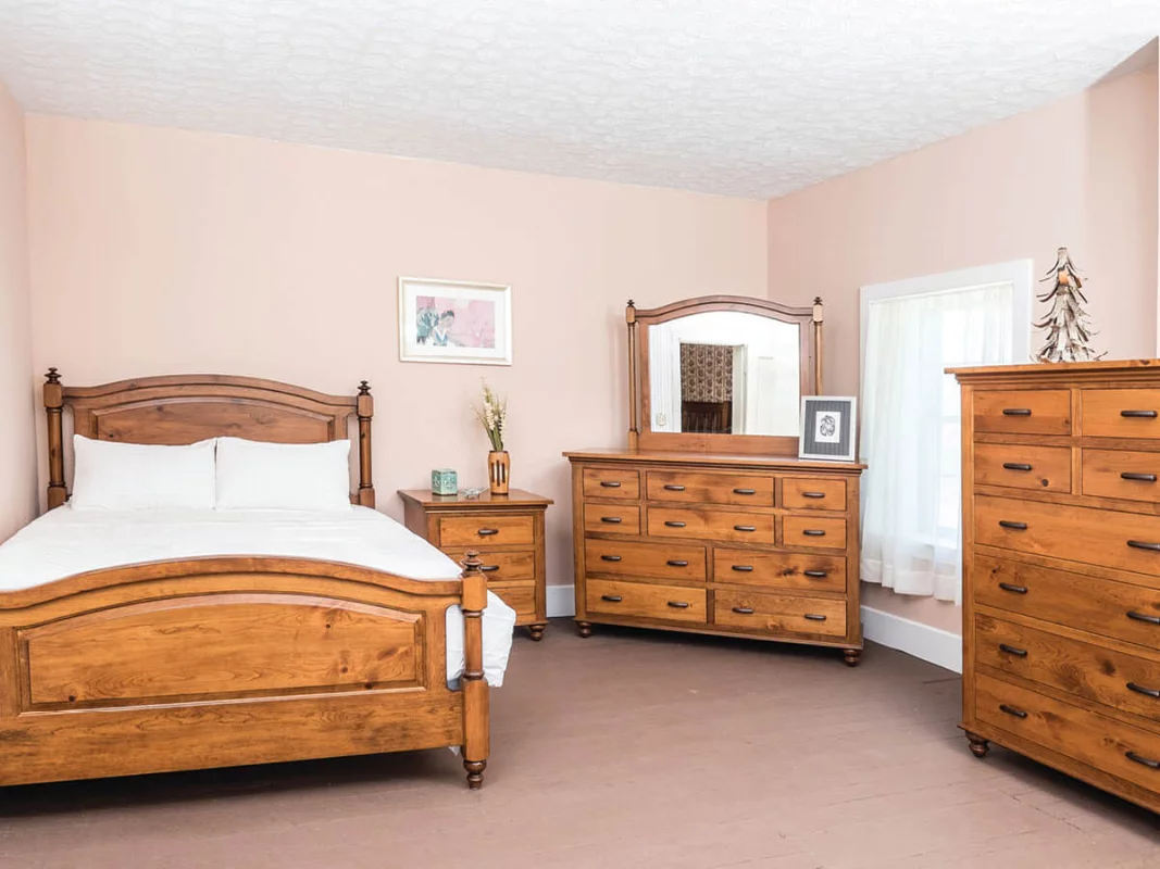 Glen Allen Bedroom Set