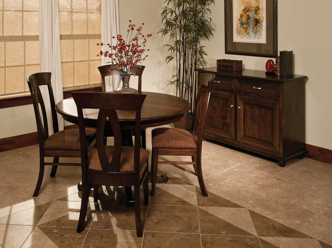 Hillsborough Single Pedestal Dining Set