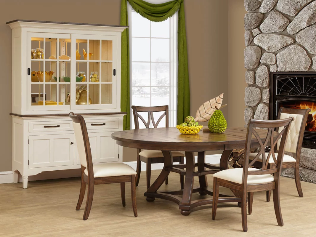 Kaysville Dining Room Set