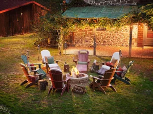 Avalon Outdoor Furniture Set image 1