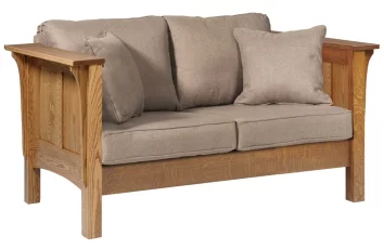 Colonial Cottage Living Room Loveseat