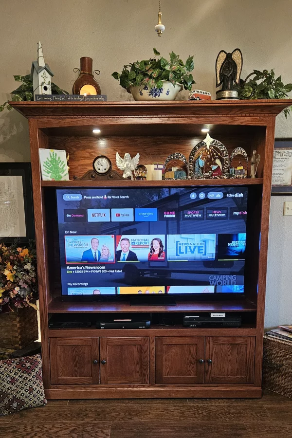 Picture of Ridgecrest Center Entertainment Unit, reviewed by Gil