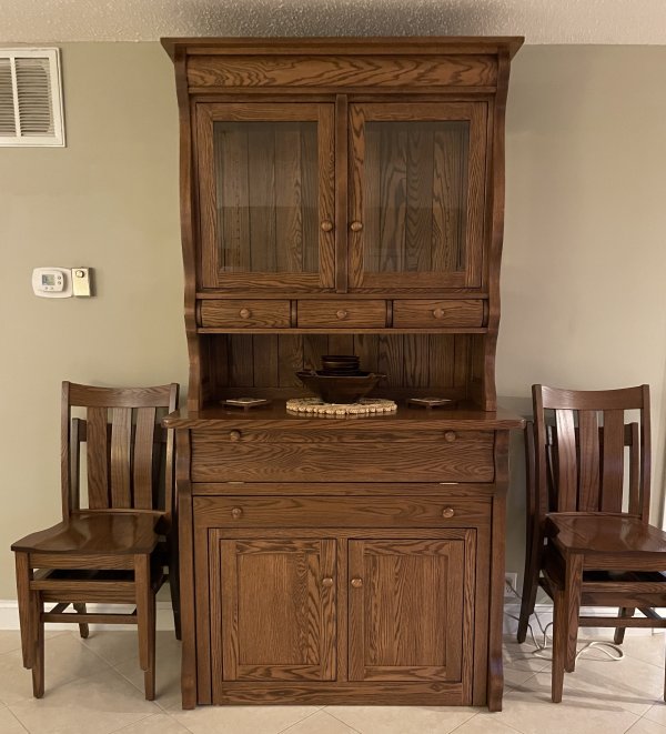 Picture of Flanders Island Table and Talley Stackable Chairs, reviewed by Merrilyn K.