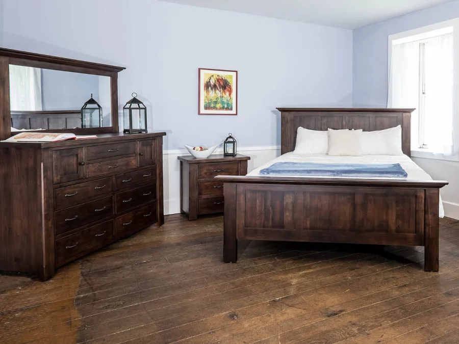 New Milton Bedroom Set