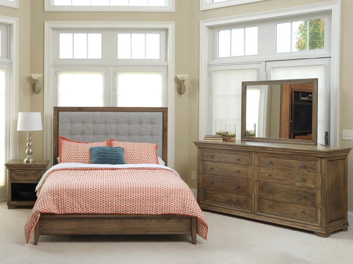 Azalia Bedroom Set image 1