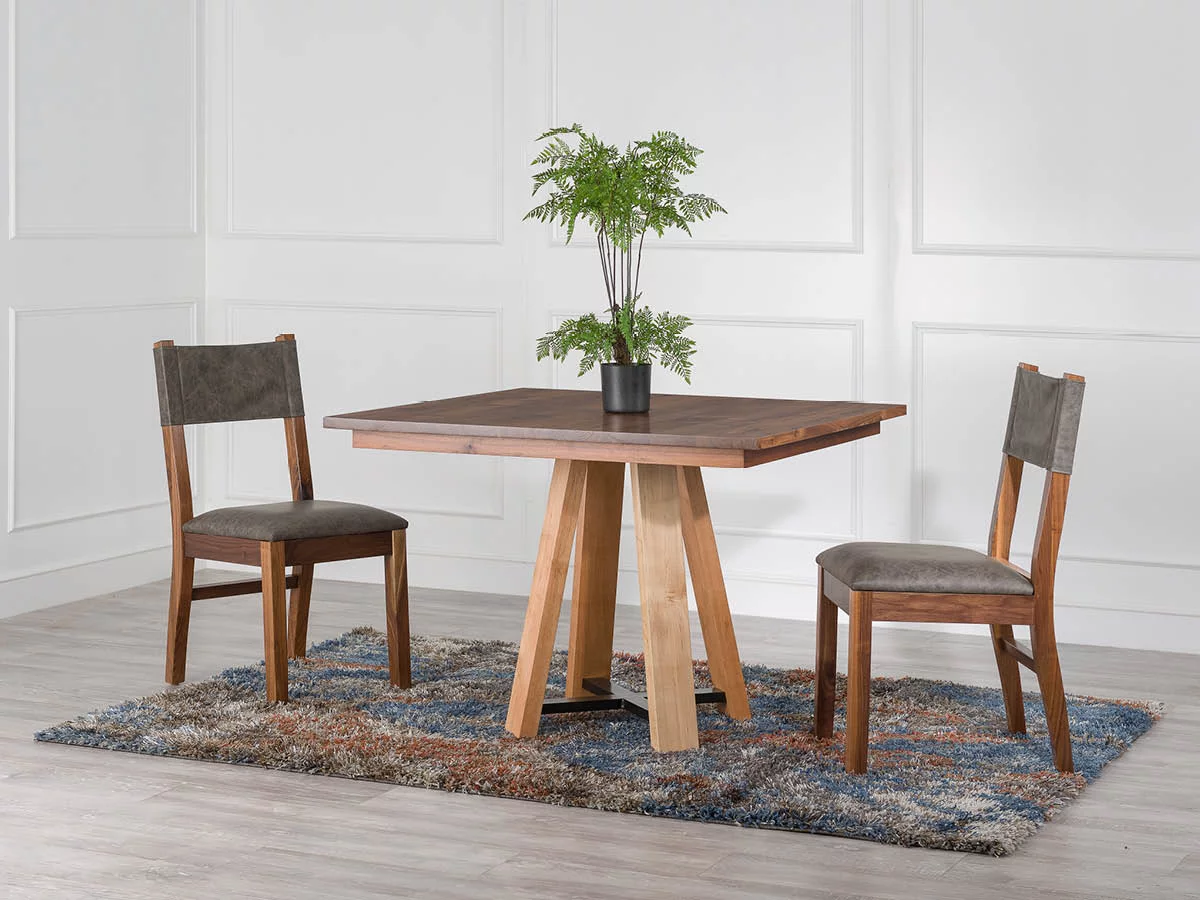 Bryceland Dining Set image 3