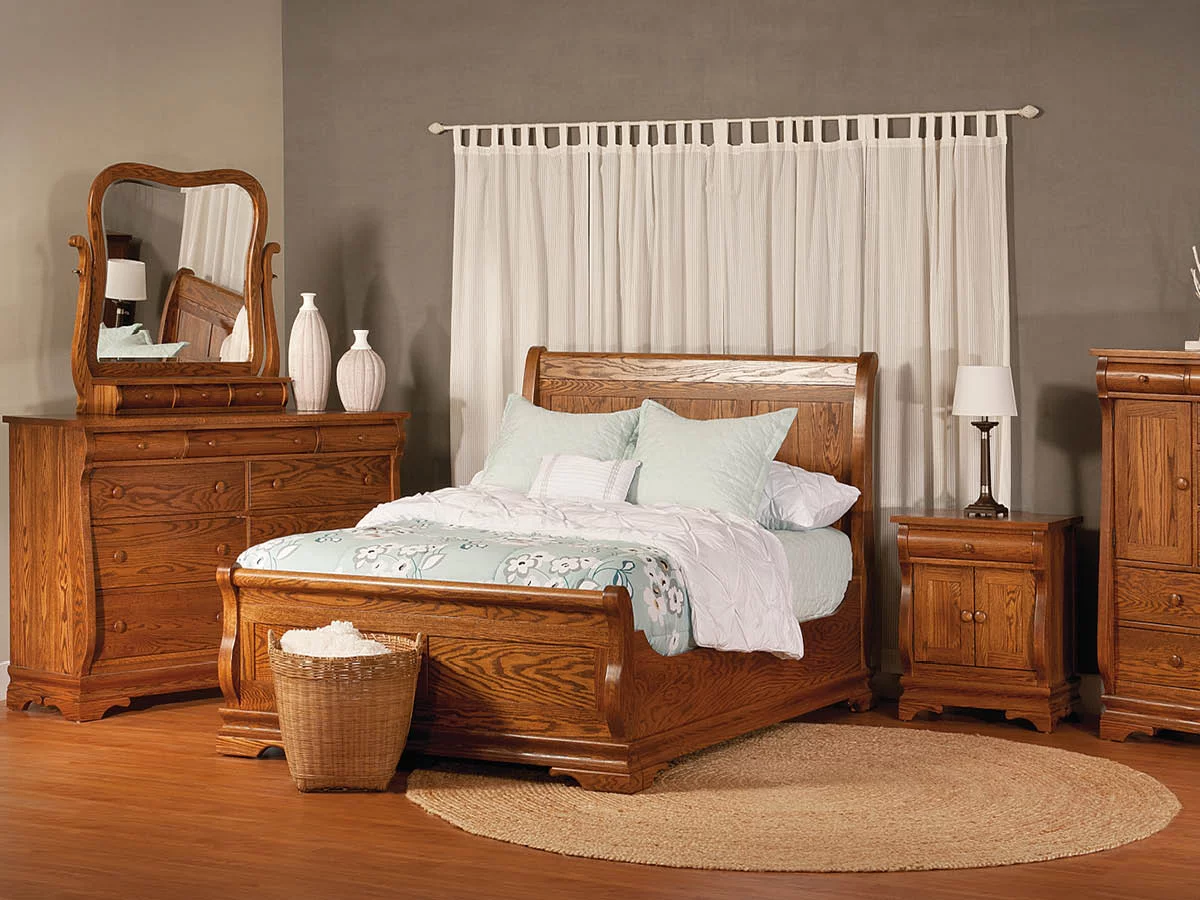 Milwaukee Sleigh Bedroom Set image 2
