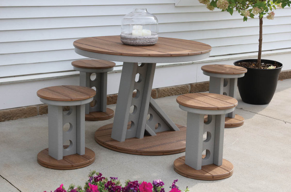 Ash Outdoor Dining Set image 1