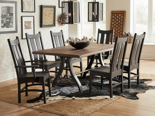 Hightower Gap Chairs and Bexley Table