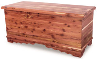 Josie Farmhouse Cedar Chest