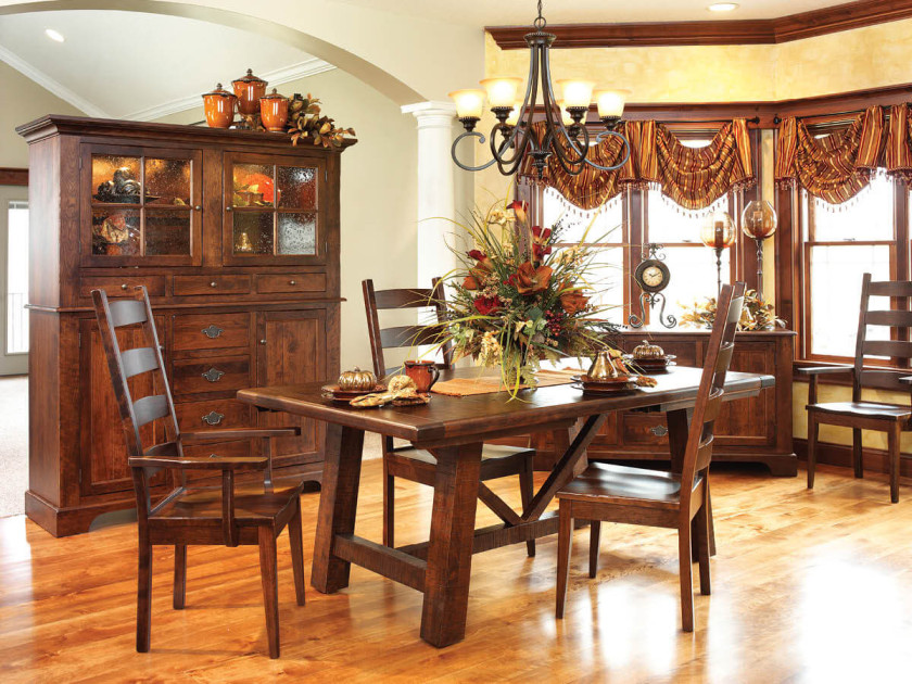 Lamesa Dining Room Collection